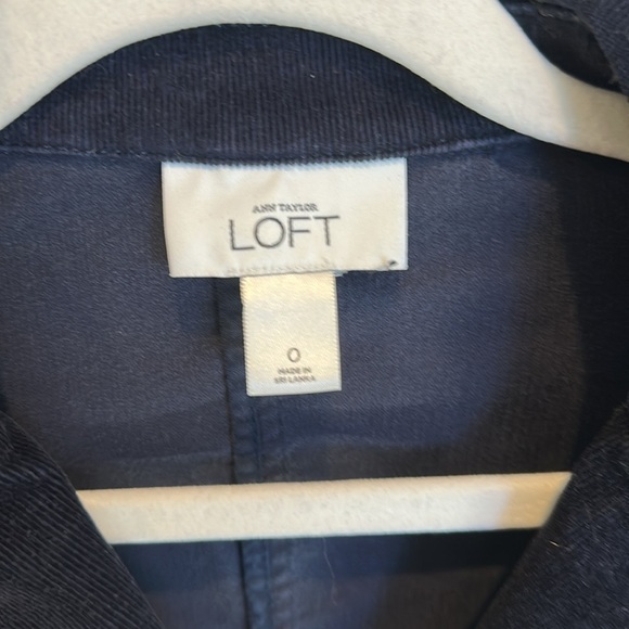 Loft navy corduroy long sleeve tie front 2 pocket blazer size 0 - Picture 2 of 3